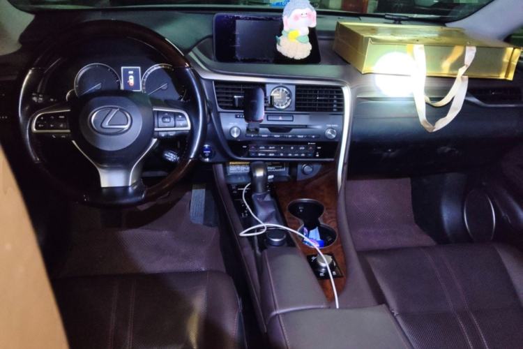 Used Lexus RX 2016 450h Four-Wheel Drive Luxury Edition Center Console