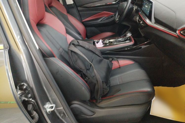 Used CHANGAN OSHAN X5 2021 1.5T DCT Luxury Edition Right Front Seat