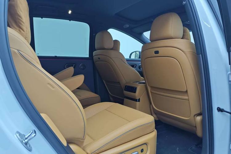 Used Li Auto i8 2025 Model Standard Version