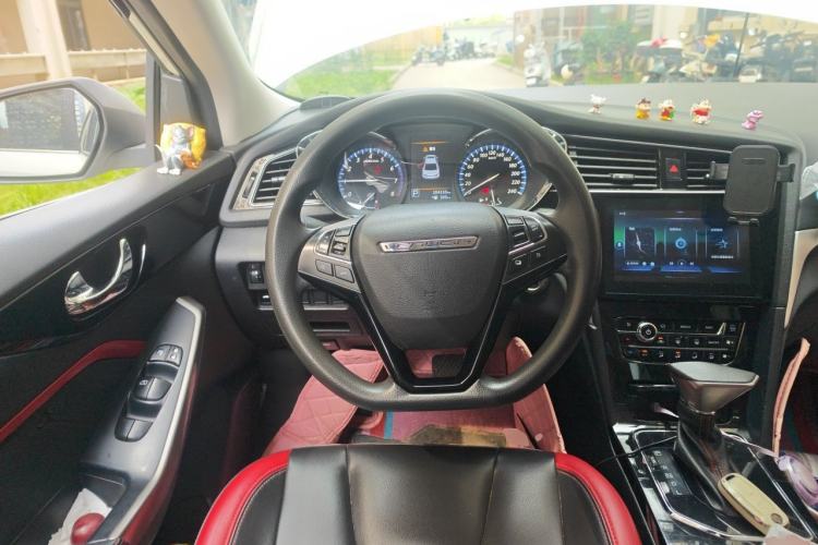 Used Venucia D60 2019 100 000 Honor 1.6L XL CVT Chenku Edition China VI Standard