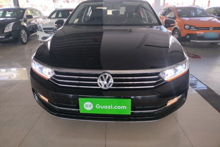 Used Volkswagen Magotan 2018 330TSI DSG Advanced Model Front