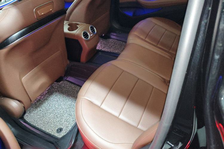 Used Mercedes-Benz E-Class 2019 Restyled E 300 L Sporty and Stylish Edition
