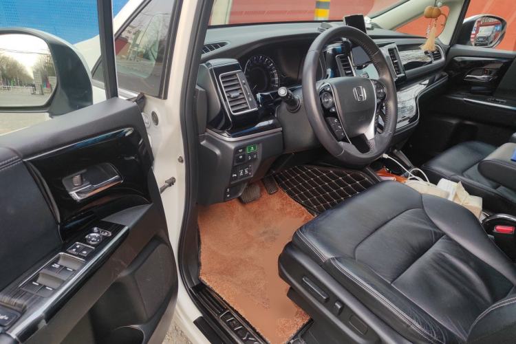 Used Honda Elysion 2019 2.0L Hybrid Luxury Edition