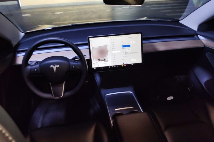 Used Tesla Model 3 2022 Rear-Wheel-Drive Version Center Console