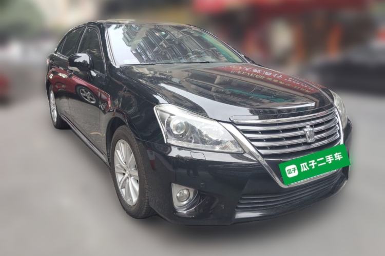Used Toyota Crown 2012 2.5L Royal Leather Edition
