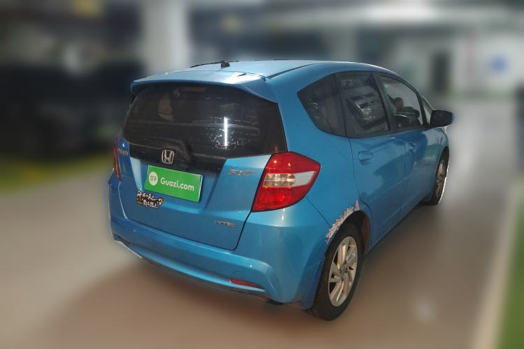 Used Honda Fit 2011 1.3L manual Comfort version
