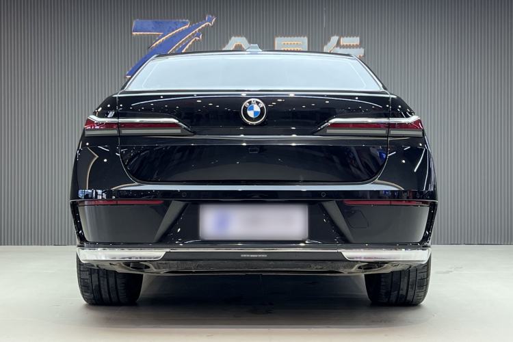 Used BMW 7 Series 2023 740Li Leading Edition Luxury Package
