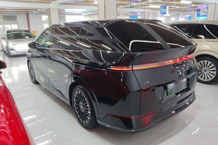 Used XPeng X9 2025 740 Ultra-Long Range Max
