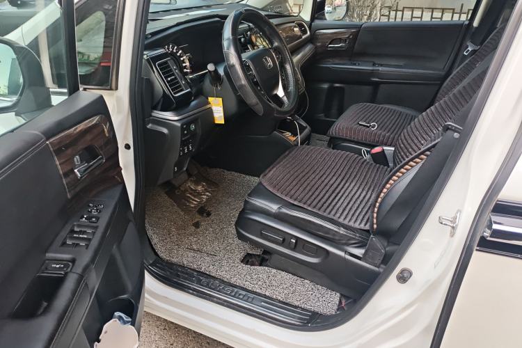 Used Honda Elysion 2016 2.4L Luxury Edition