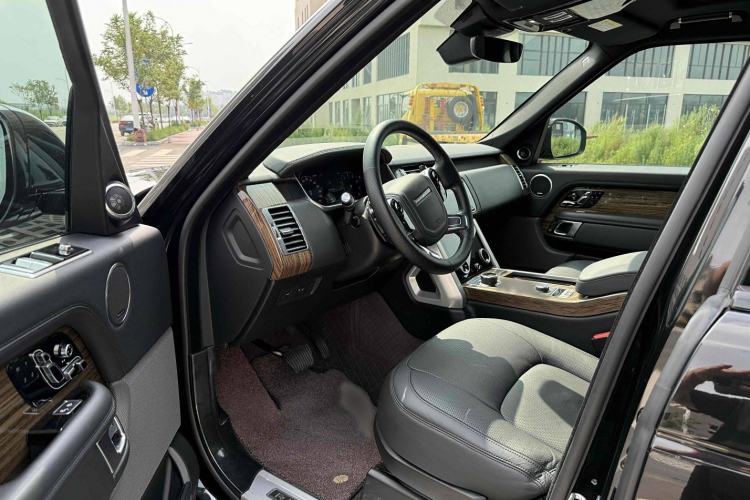 Used Land Rover Range Rover 2018 3.0 SC V6 Vogue Extended-Length Model