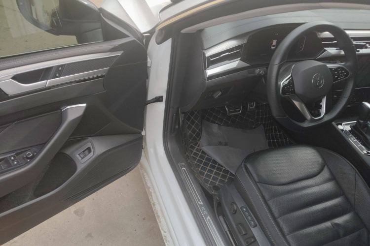 Used Volkswagen FAW-Volkswagen CC 2023 380TSI Striking Edition