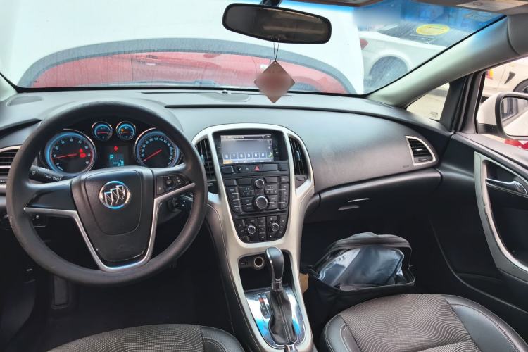 Used Buick GT 2014 XT 1.6L Automatic Fashion Edition