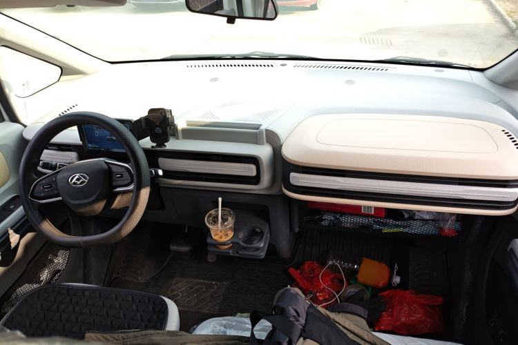 Used SAIC MAXUS Dana V1 2025 Low-Roof Multi-Function Version 42 kWh