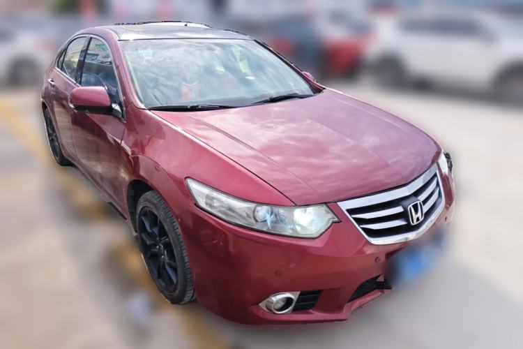 Used Honda Spirior 2013 2.4L Luxury Edition Front Right 45 Deg