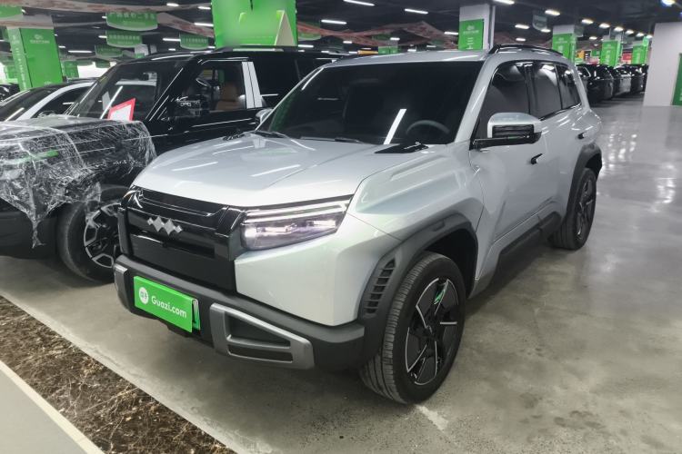 Used Formula Leopard Titanium 3 2025 501 km All-Wheel Drive Intelligent Driving Max Edition