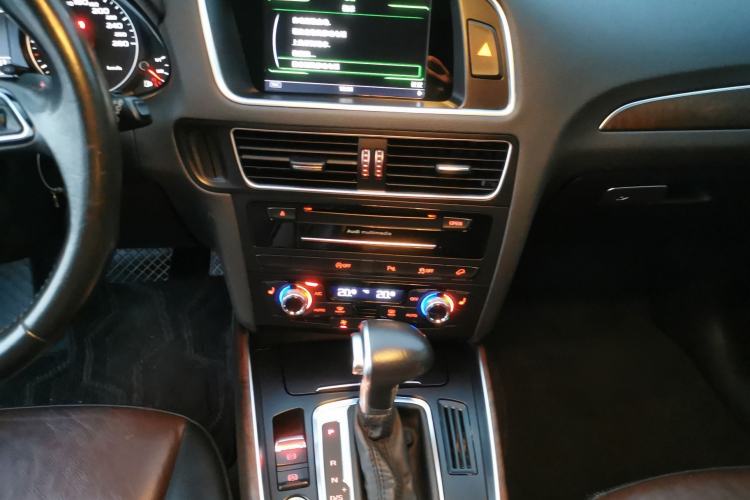 Used Audi Q5 2016 40 TFSI Comfort Model
