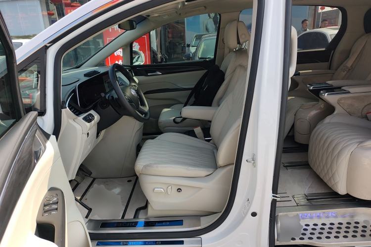 Used Buick GL8 2022 ES Landtrek 653T Comfort Edition Left Front Seat