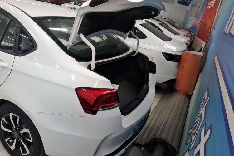 Used Soueast A5 Wing Dance 2022 1.5L CVT Wing Drill Model
