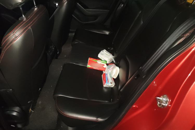 Used Mazda 3 Axela 2017 Sedan 1.5L Automatic Luxury Model Emission Standard China V
