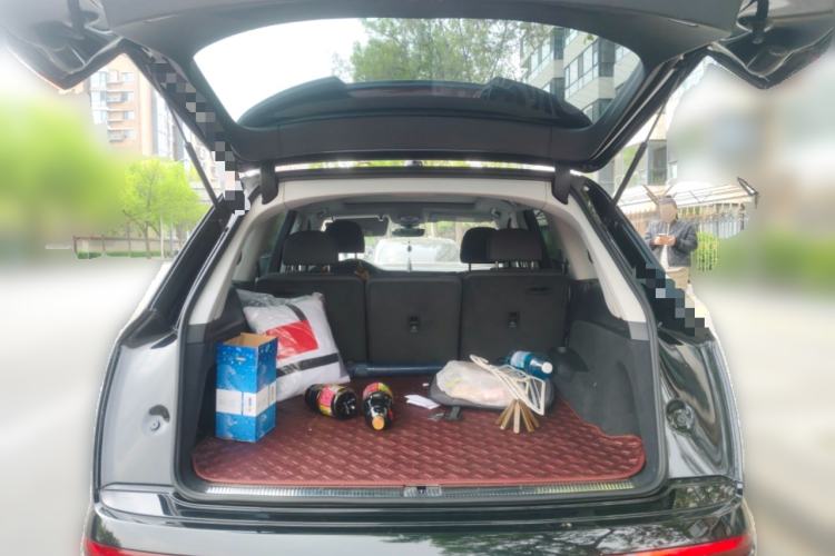 Used Audi Q7 2022 55 TFSI quattro S line Sport model Trunk