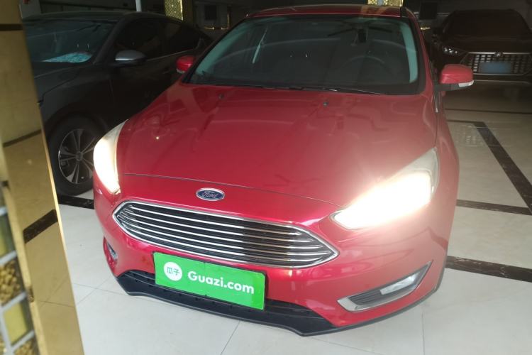 Used Ford Focus 2017 Sedan EcoBoost 180 Automatic Elite Model
