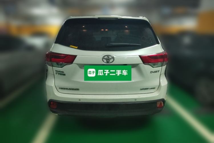 Used Toyota Highlander 2018 2.0T Four-Wheel Drive Luxury Edition 7 Seats China V Emission Standard
