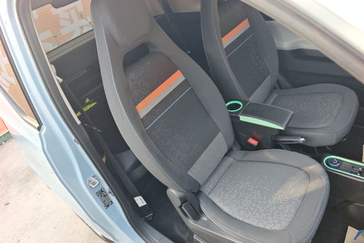 Used Wuling Hongguang MINIEV 2020 Enjoyment Model Lithium Iron Phosphate Right Front Seat