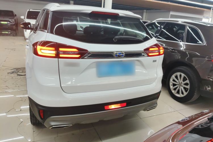 Used Geely Auto Emgrand X7 Sport 2018 1.8TD Automatic Two-Wheel Drive Smart Connect 4G Internet Edition Rear