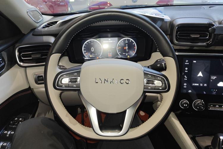 Used Lynk & Co 02 2019 High-Energy Edition 2.0T Automatic Two-Wheel Drive Shine Pro Edition China VI Standard
