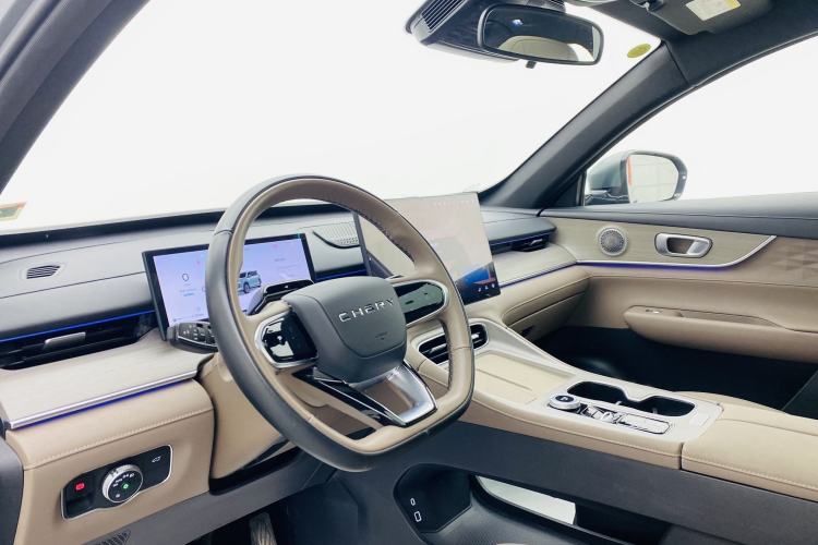 Used Chery Tiggo 8 PLUS 2025 290TGDI DCT Prestige 5-Seater Interior 1