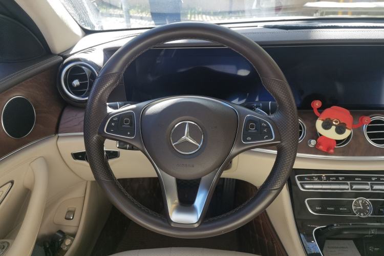 Used Mercedes-Benz E-Class 2016 E 200 L Steering Wheel
