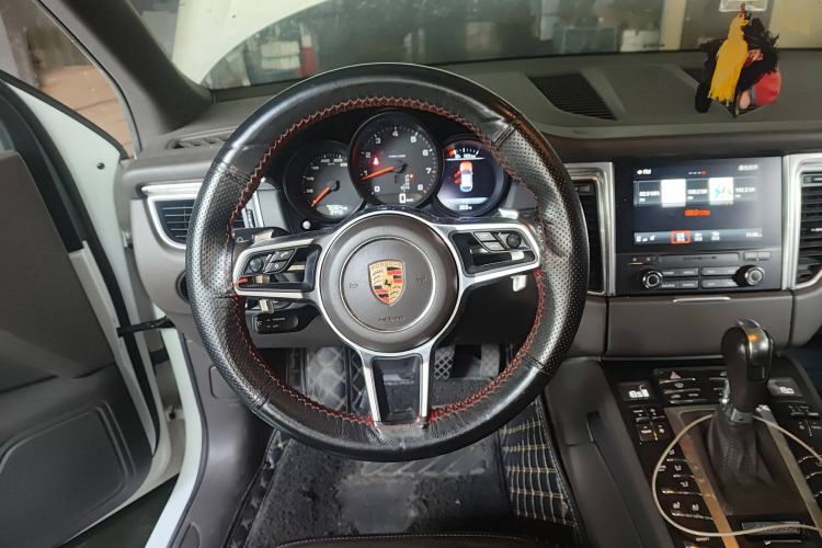Used Porsche Macan 2017 Macan 2.0T
