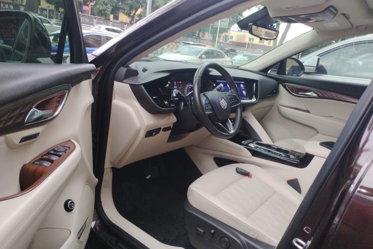 Used Buick Envision 2020 Encore S 652T All-Wheel-Drive Avenir Driver Seat