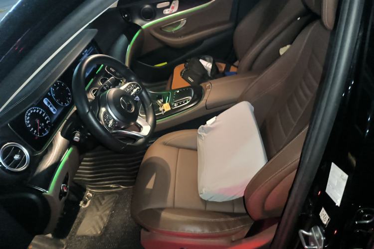 Used Mercedes-Benz E-Class 2019 E 300 L Sporty and Stylish Model