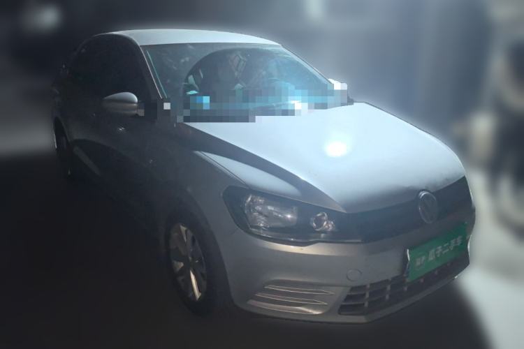 Used Volkswagen Jetta 2013 1.6L Automatic Fashion Model Front Right 45 Deg