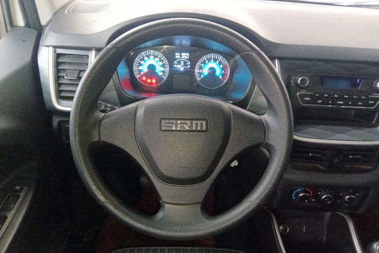 Used Jinbei Gold Hiace M Classic 2024 1.5L Engineering Lion Passenger Vehicle 5 Seats