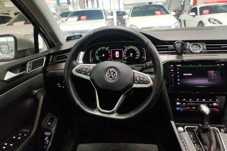 Used Volkswagen Magotan 2020 330TSI DSG Luxury Edition