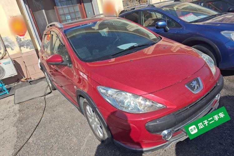 Used Peugeot 307 2013 1.6L Automatic CROSS Front Right 45 Deg