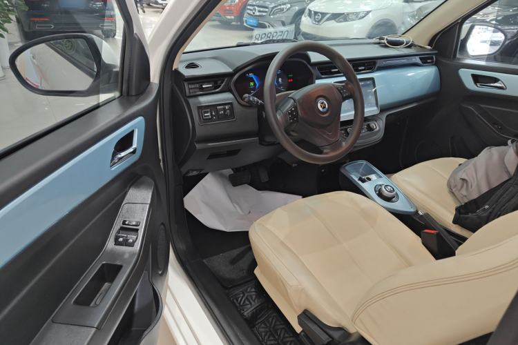 Used Brilliance Xinri i03A 2022 Online Ride-Hailing Custom Edition
