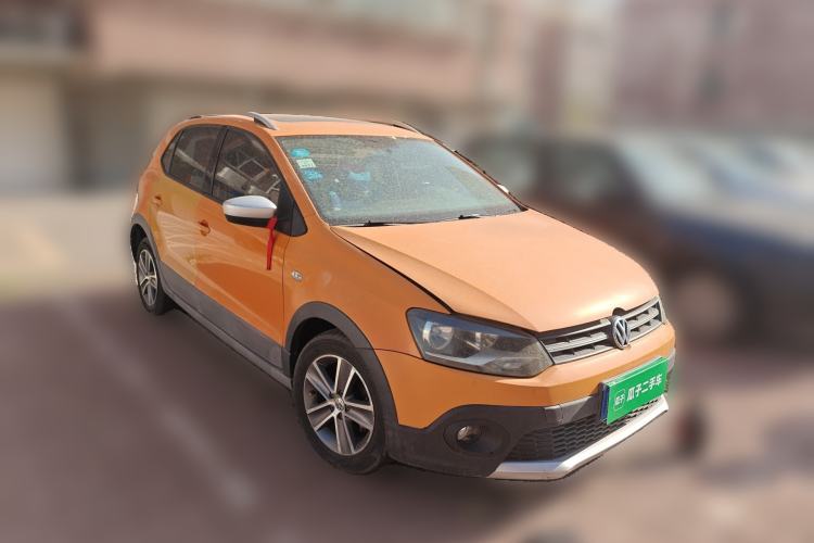 Used Volkswagen Polo 2012 1.6L Cross Polo MT

