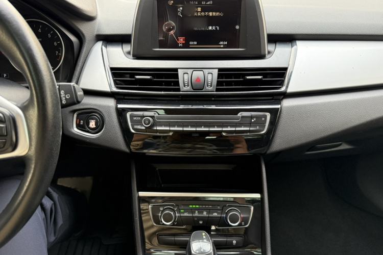 Used BMW 2 Series Active Tourer 2016 218i Fashion Model Interior 7