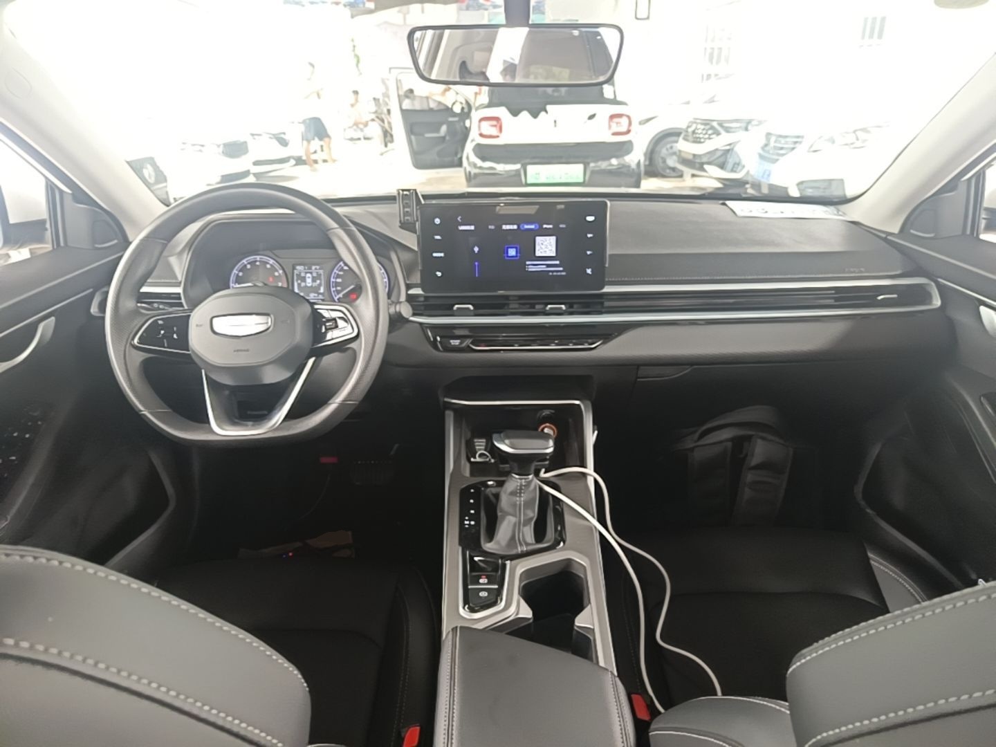 Geely Auto Emgrand 2025 4th Generation 1.5L CVT Starry Edition — снимка 12