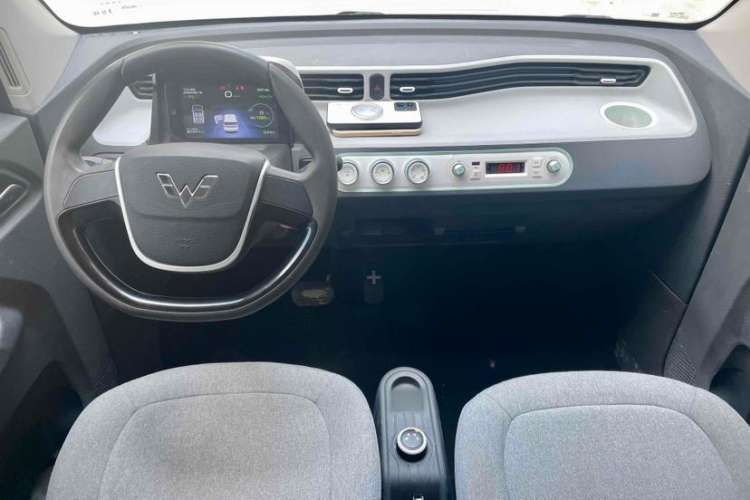 Used Wuling Hongguang MINIEV 2022 Macaron Premium Model – Lithium Iron Phosphate