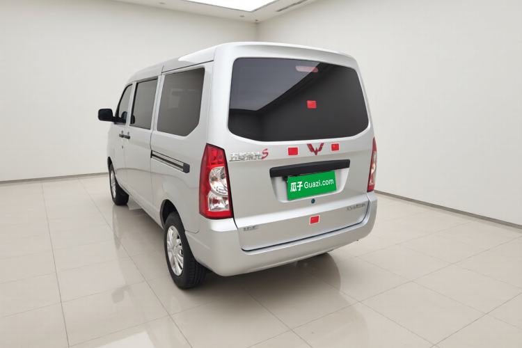 Used Wuling Rongguang S 2023 1.5L Base Version 5/7 Seats