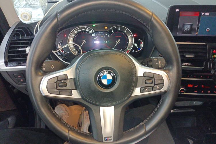 Used BMW X3 2018 xDrive25i M Sport Package China VI Steering Wheel