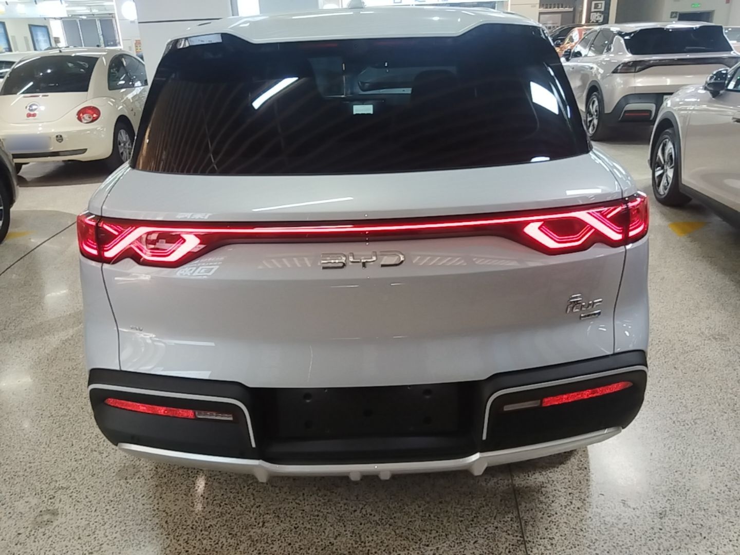 BYD Yuan UP 2025 Intelligent Driving Version 401 KM Dynamic Edition — снимка 5
