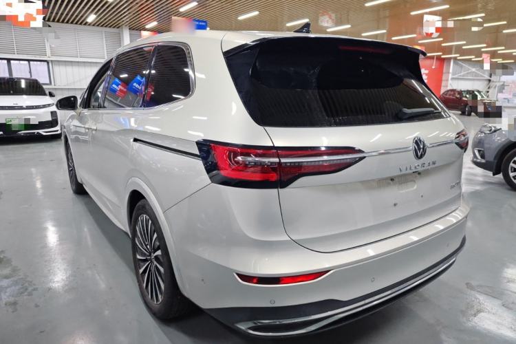 Used Volkswagen Viloran 2023 380TSI Prestige Edition Rear Left 45 Deg