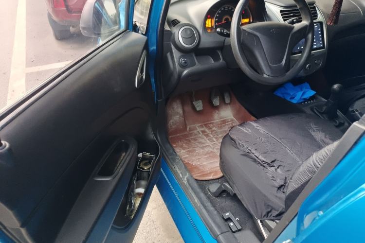 Used Chevrolet Sail 2013 Sedan 1.2L Manual Fashionable Happiness Edition
