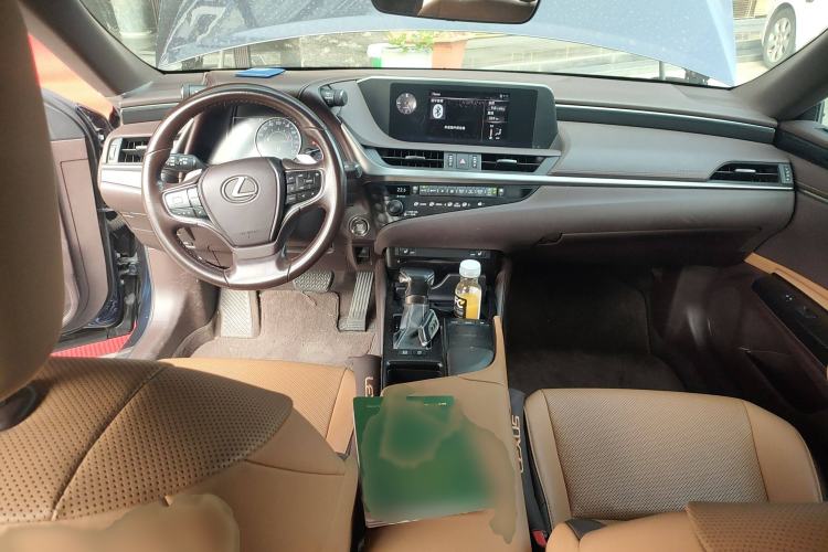 Used Lexus ES 2018 200 Excellence Edition China VI Standard
