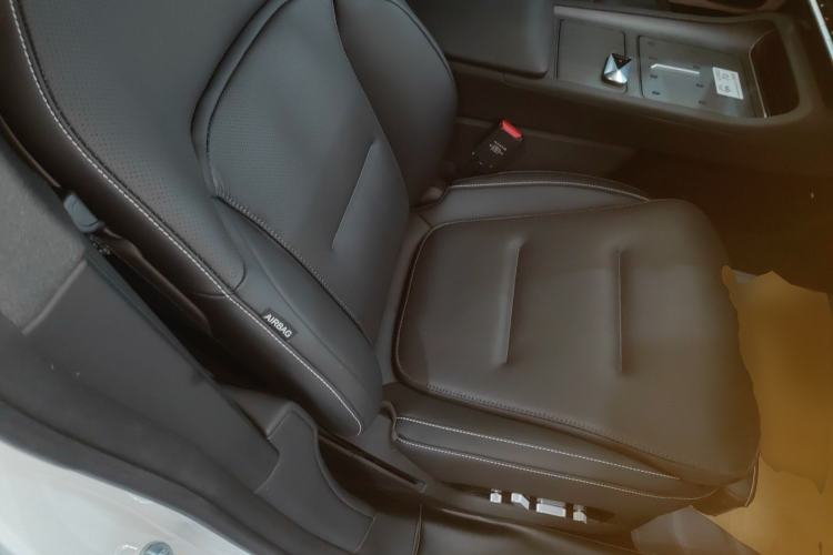 Used Avatr 12 2025 Max All-Electric Version Right Front Seat